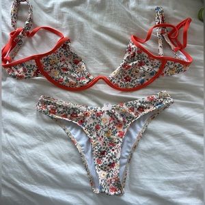 Never worn floral bikini set